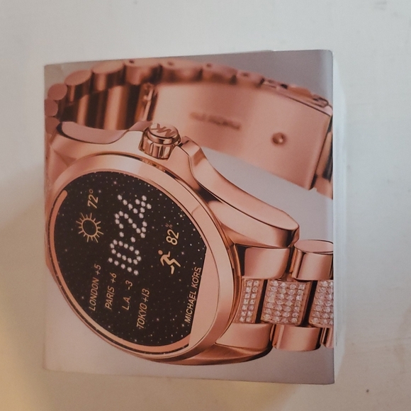 ✨️MAKE AN OFFER✨️ Michael Kors Smart Watch - Picture 1 of 4